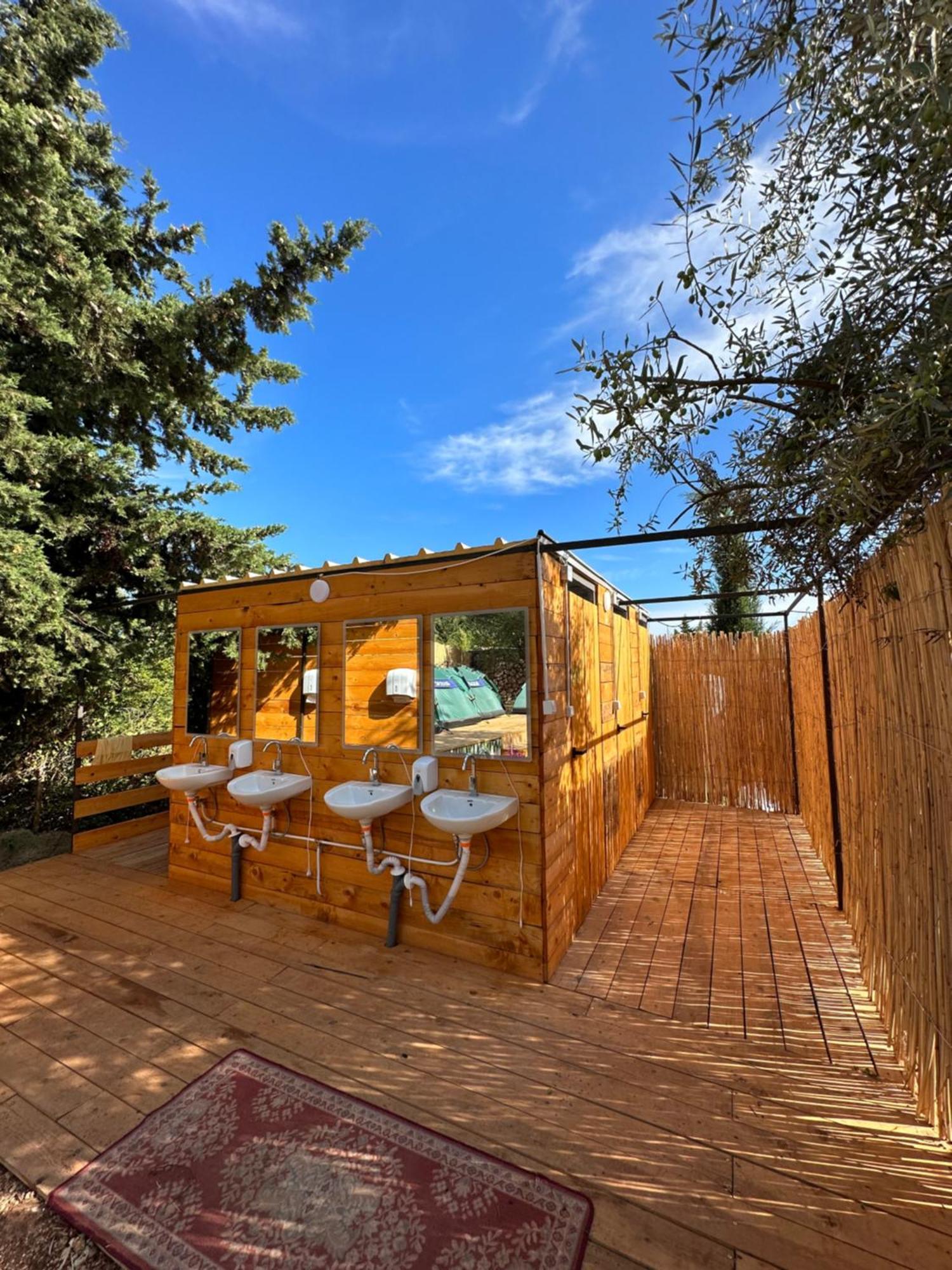 Hotel Alt Camping Dhërmi Exterior foto